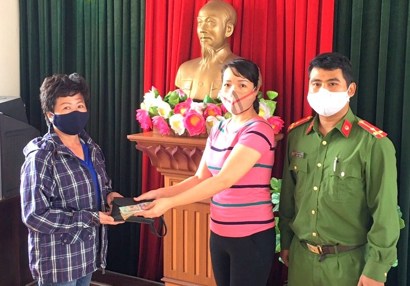 Công an phường Trần Nguyên Hãn (quận Lê Chân):  Phối hợp trả lại tài sản bị rơi